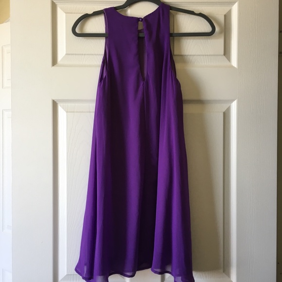 Flowy Chiffon Shift Dress - Picture 2 of 3